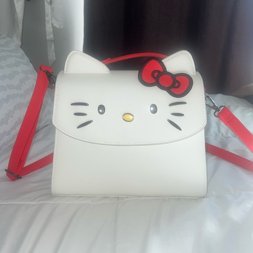 ✨NWT✨Hello Kitty Purse